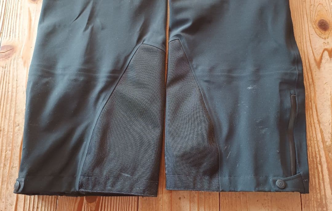 Mont-Bell パウダートラックビブ L-Sサイズ GORE-TEX 黒