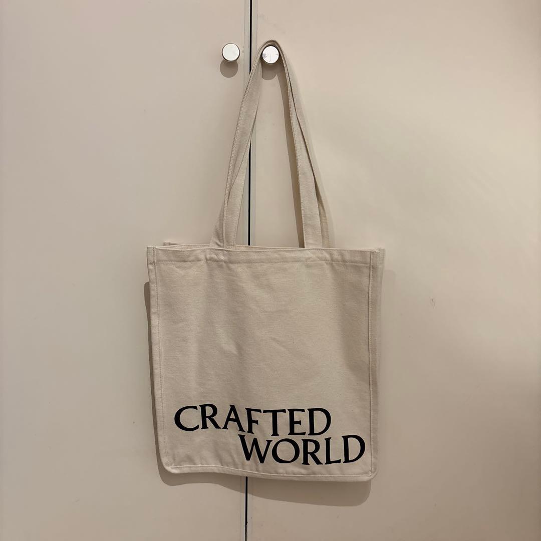 LOEWE 「ロエベ クラフテッド・ワールド展」限定イラスト入りトートバッグ