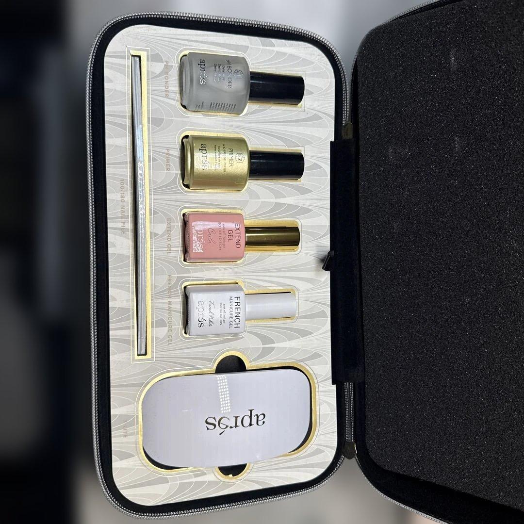 おきちゃんさん専用。。après エクステンションフレンチセットチップ付き