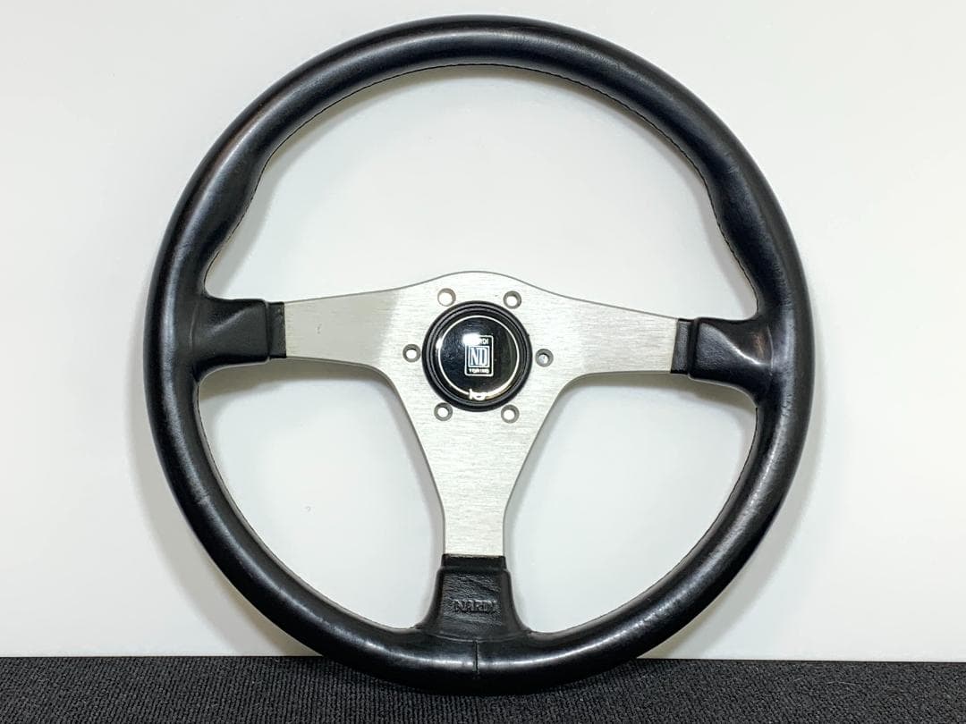 ナルディ ガラ3 タイプ0 レザー ホーンボタン付 FET刻印あり 良品 旧車