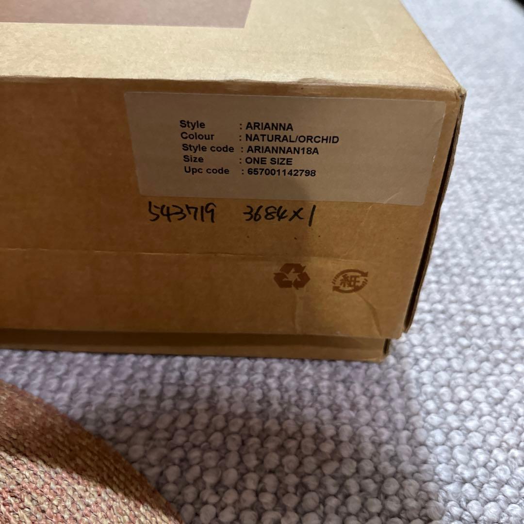 ヘレンカミンスキー　帽子