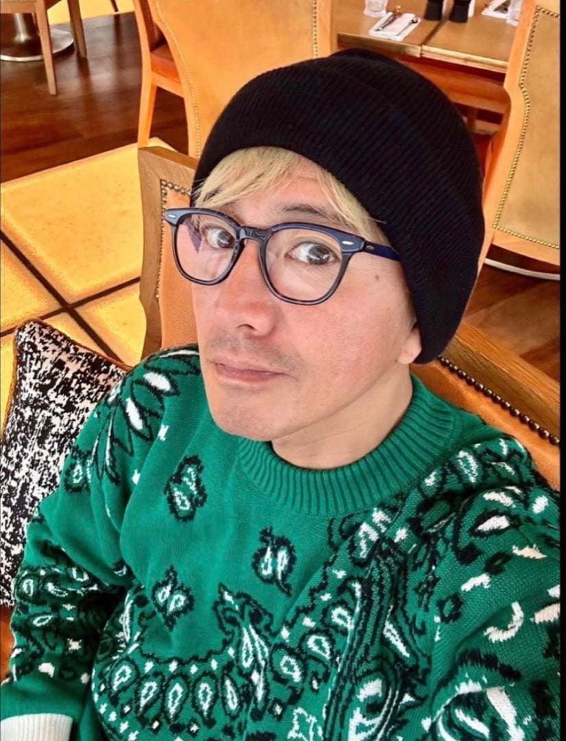 山*田様 キムタク着用　sacai ペイズリーニット