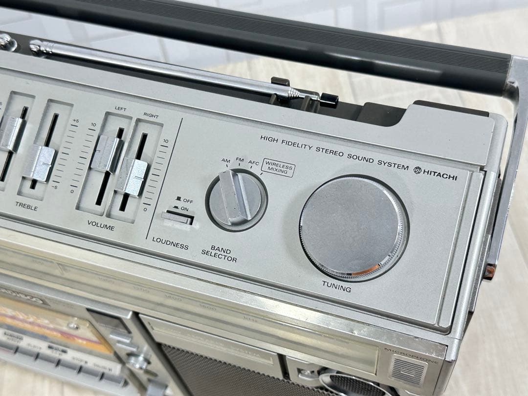 美品動作品| HITACHI 日立ラジカセ TRK-8290 昭和レトロ　ラジオ