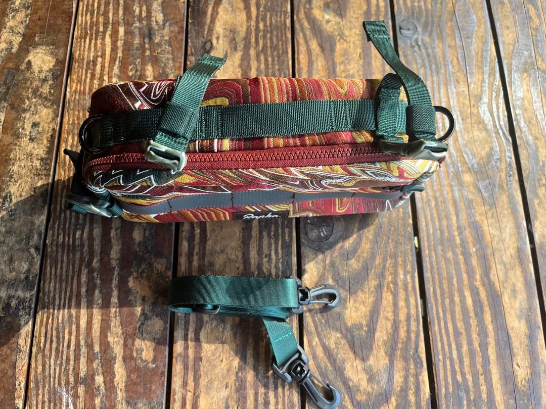 Rapha ラファ　ハンドルバー　バッグ　アピデュラ