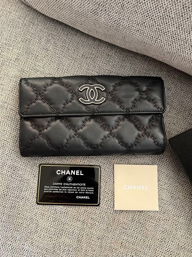 訳あり　CHANEL ブラック キルティング 長財布　ステッチ　マトラッセ