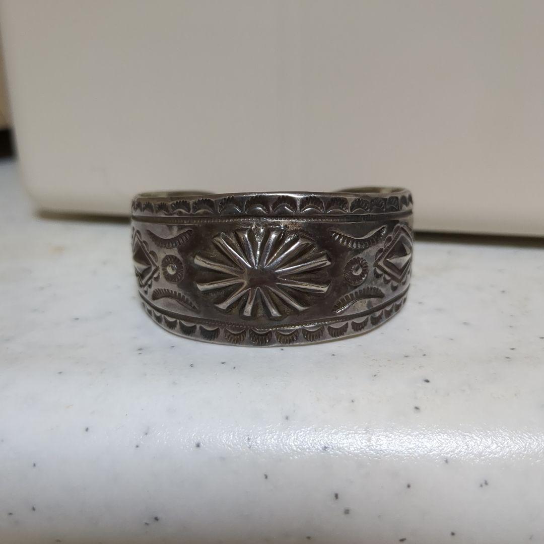 菊池京子さん　K.Kcloset　インディアンクラフトシルバーバングル