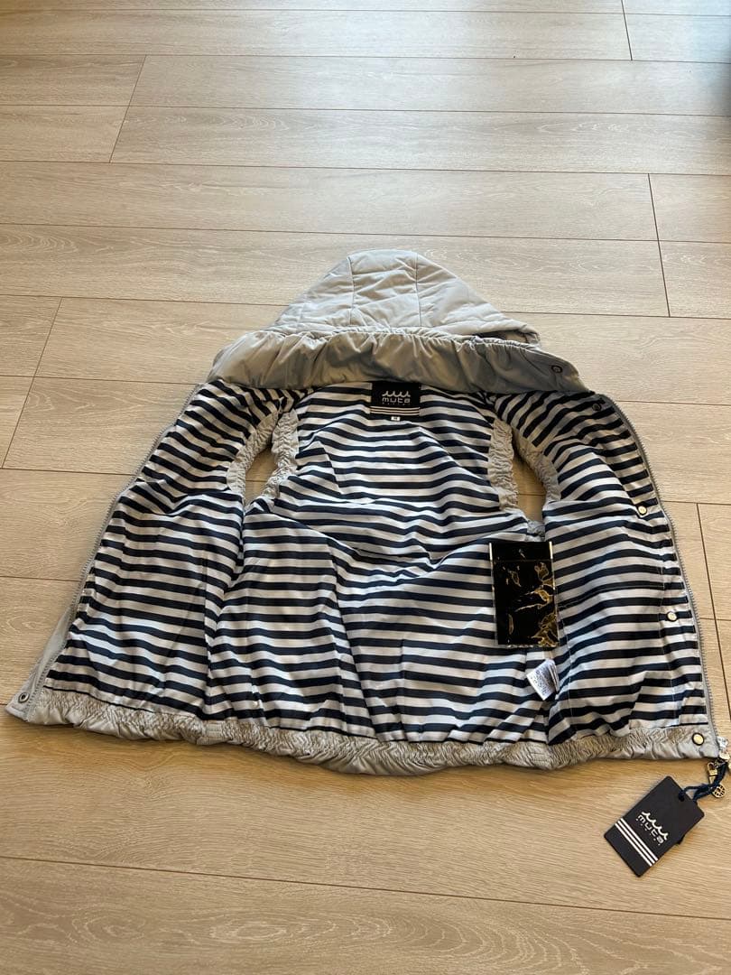 フード付きダウンベスト グレー　M 新品