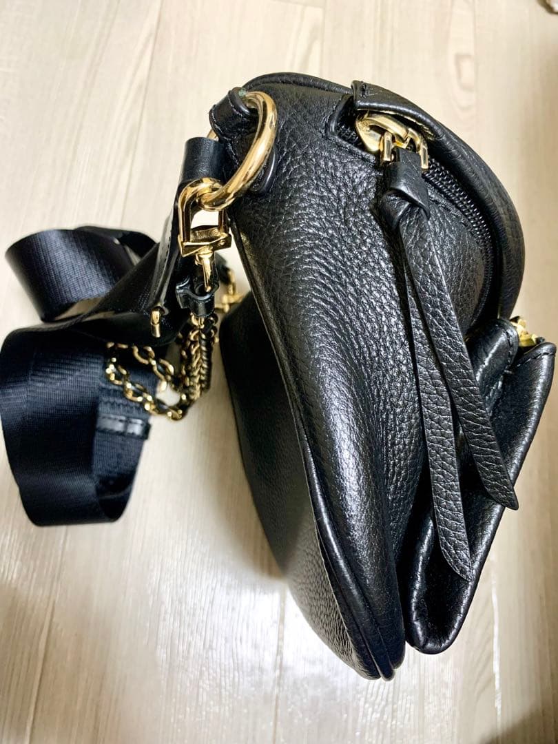 マイケルコース ボディバッグ　MICHAEL KOR