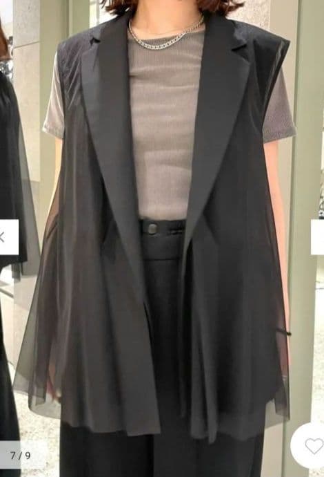 GRACE CONTINENTAL ダイアグラム　チュールオーバーベスト 黒36