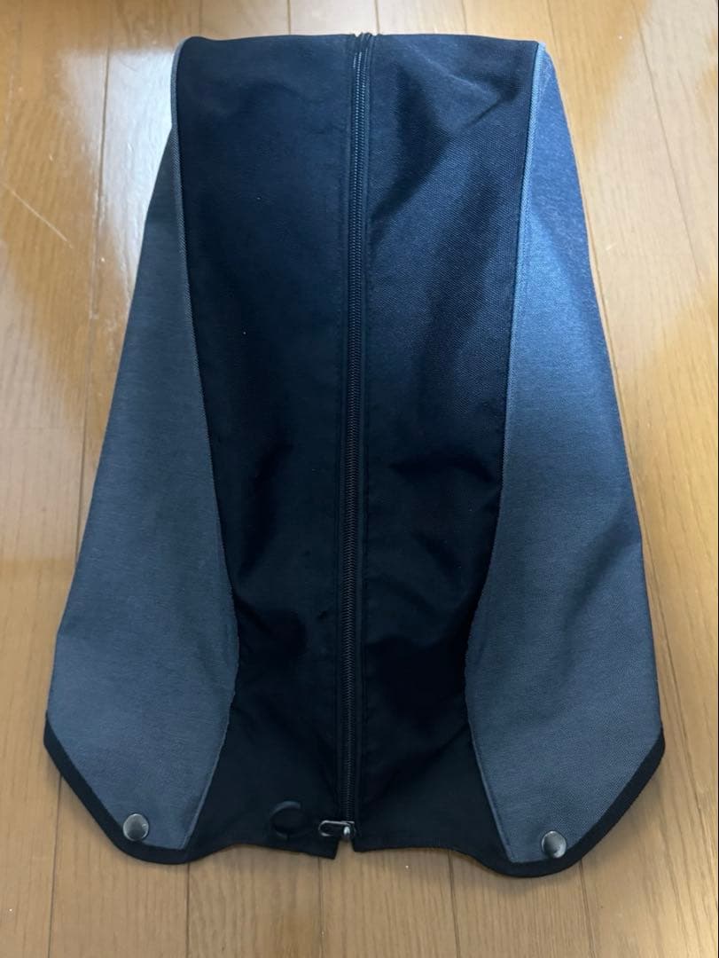 ゼクシオ　キャディバッグ　軽量