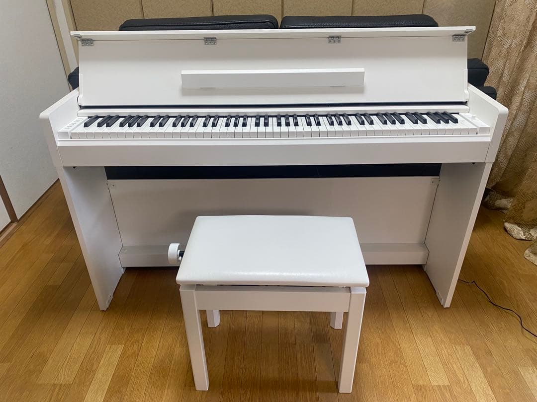 【展示品】　YDP-S35WH ホワイト 電子ピアノ イス付き 直接の取引き可能