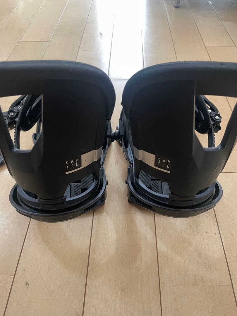 BURTON CARTELビンディング