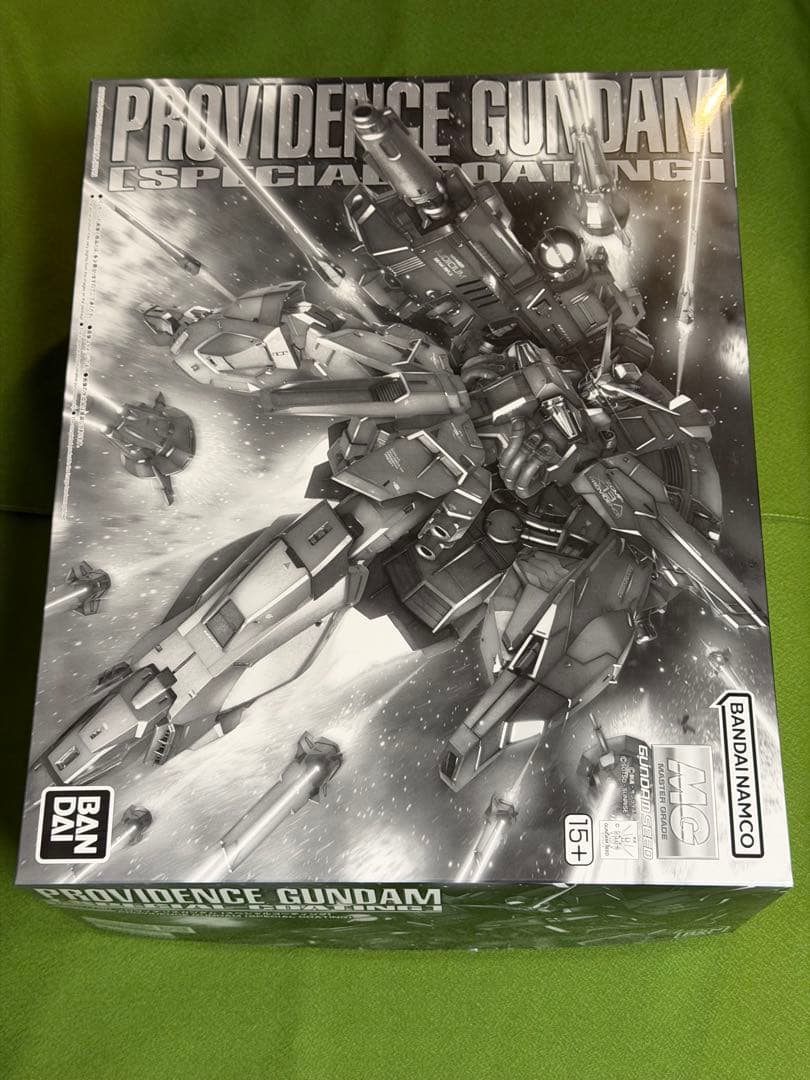 ＭＧ 1/100 プロヴィデンスガンダム [スペシャルコーティング]とおまけ