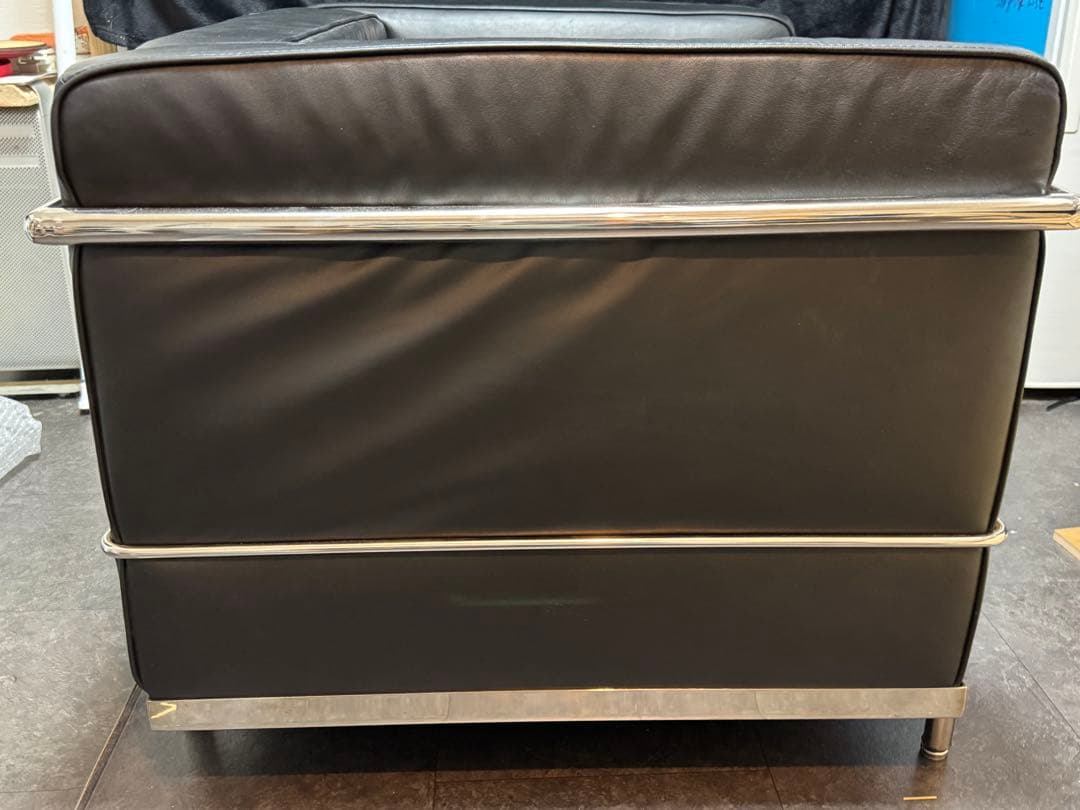 現地取引 ル・コルビジェ LC3 本革 ソファ リプロダクト品