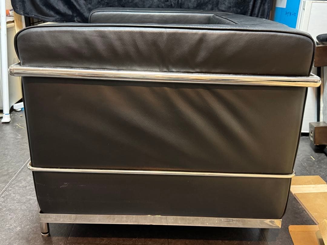 現地取引 ル・コルビジェ LC3 本革 ソファ リプロダクト品