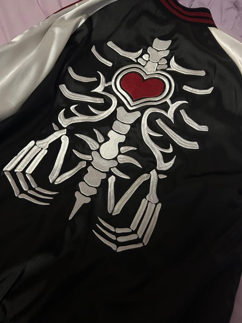 ニディガ あめちゃんのリバーシブルスカジャン