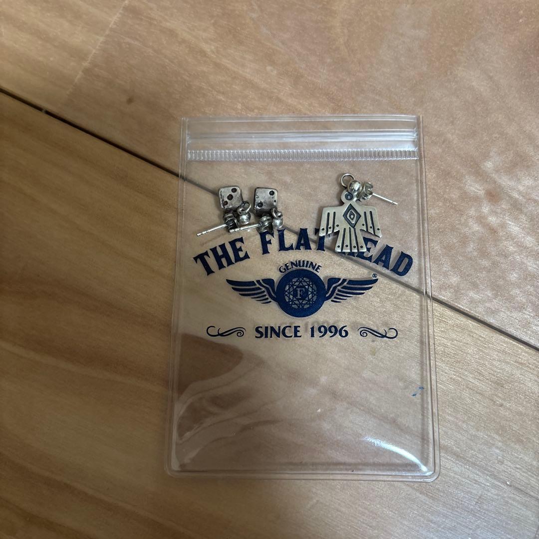 特価フラットヘッドシルバーダイスピアス&イベント限定シルバーサンダーバードピアス