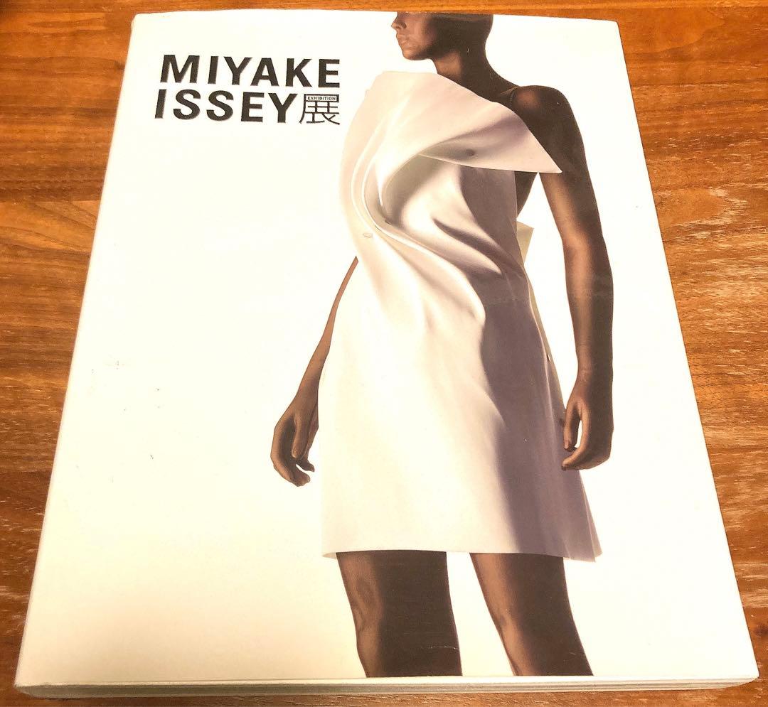 【09302】 ISSEY MIYAKE  EXHIBITION  三宅一生展
