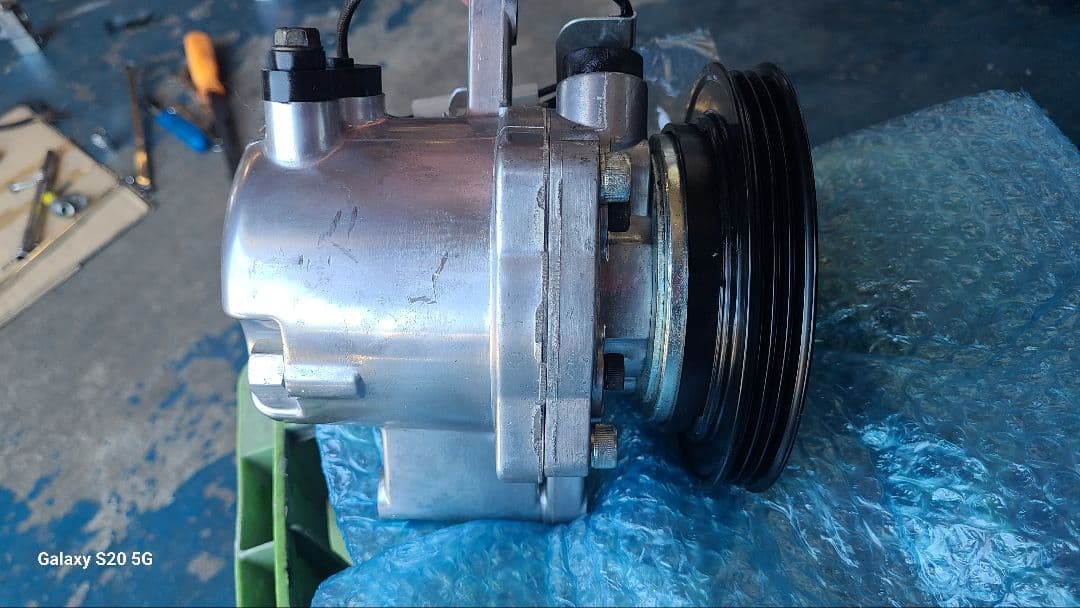 タント L375S L575S エアコンコンプレッサー 88320-B2060