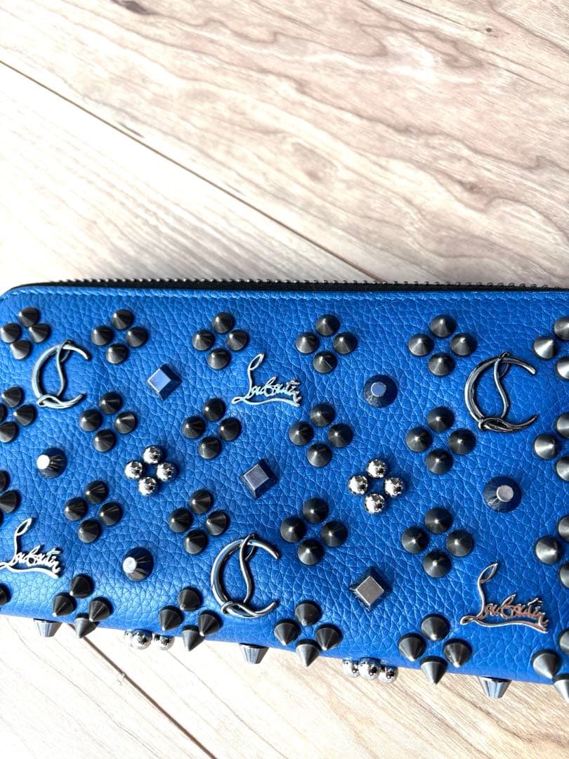 クリスチャンルブタン パネトーネ 長財布 スタッズ ブルー 正規品　青
