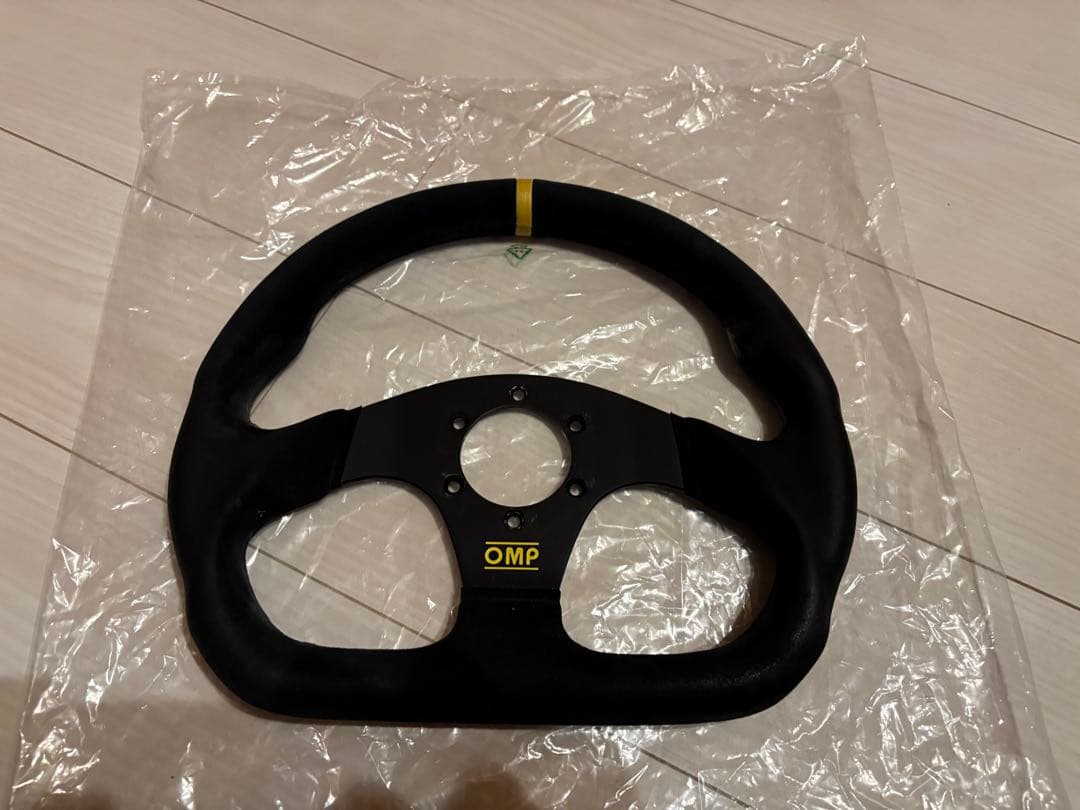 OMP ステアリング ホイール