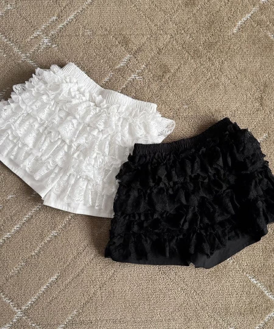 treat urself　girly lace tutu (white)