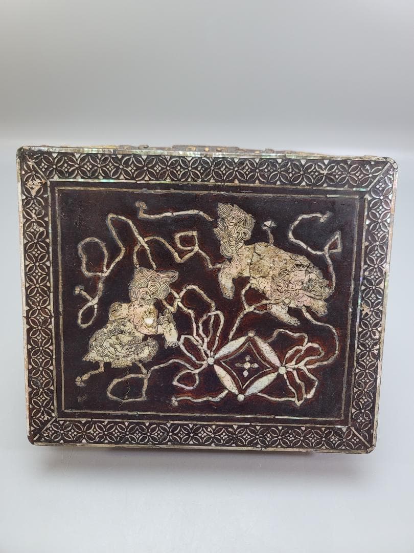 中国美術 螺鈿 獅子紋 朱漆 香炉台 DT507