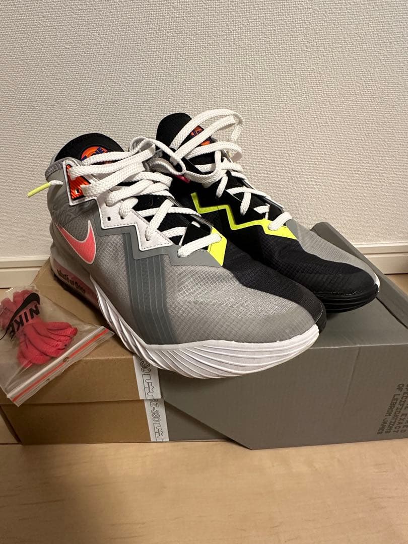 レブロン18ロウ　LeBron18low バッシュ NIKE 新品未使用