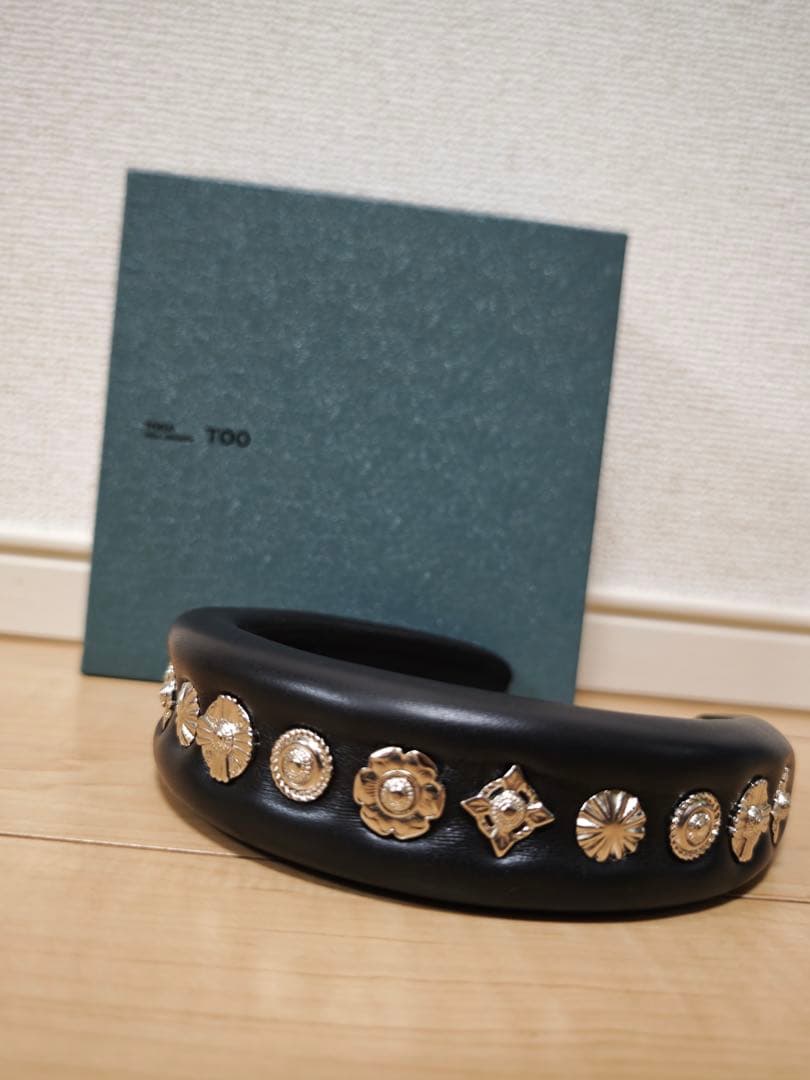 TOGA カチューシャ　ヘアバンド