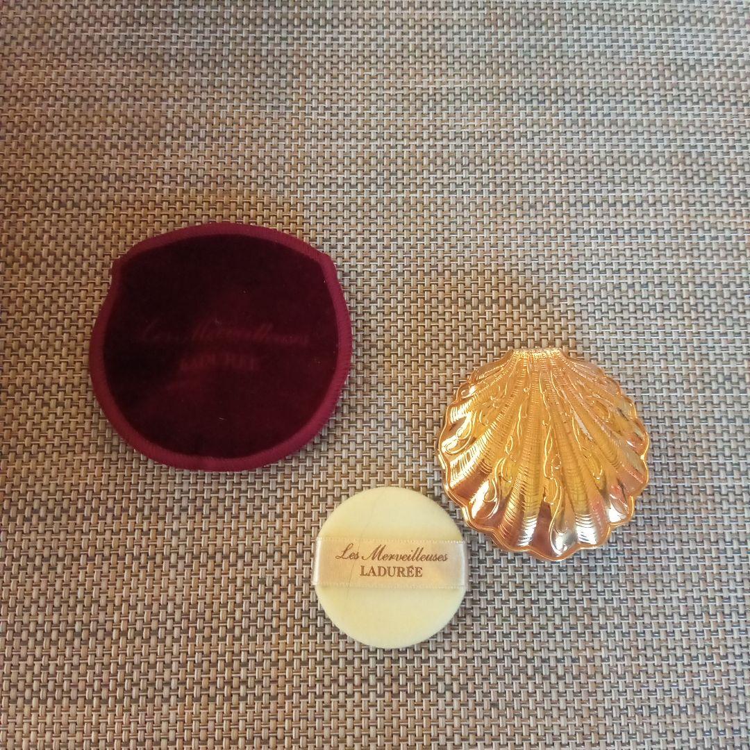 [美品]　ラデュレ リミテッド エディション パウダーケース パウダー付