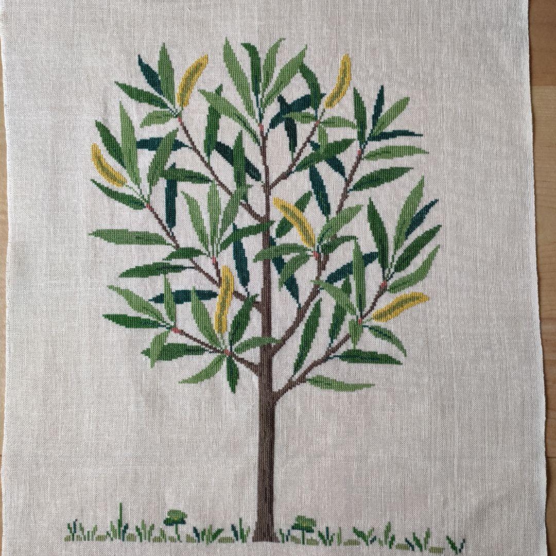 《完成品》フレメ 枝垂れ柳 クロスステッチ