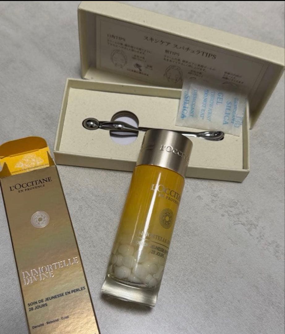 ロクシタン　イモーテル ディヴァインパールズ(数量限定)エイジングケア美容液