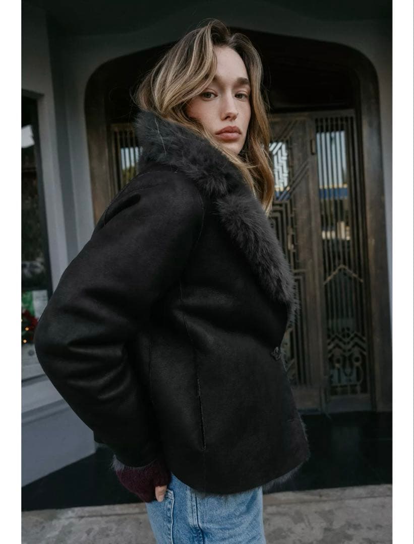 ZARA リバーシブル　ショートフェイクファーコート　S 新品