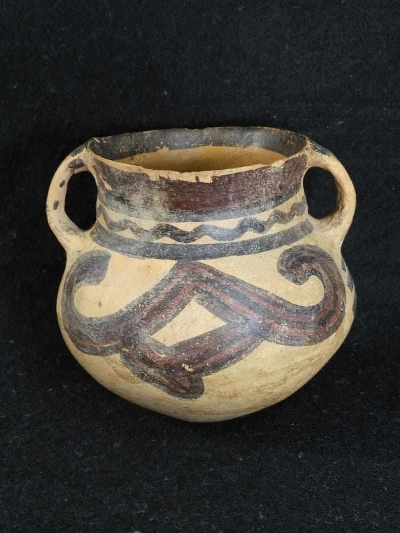 古い彩陶器　年代品