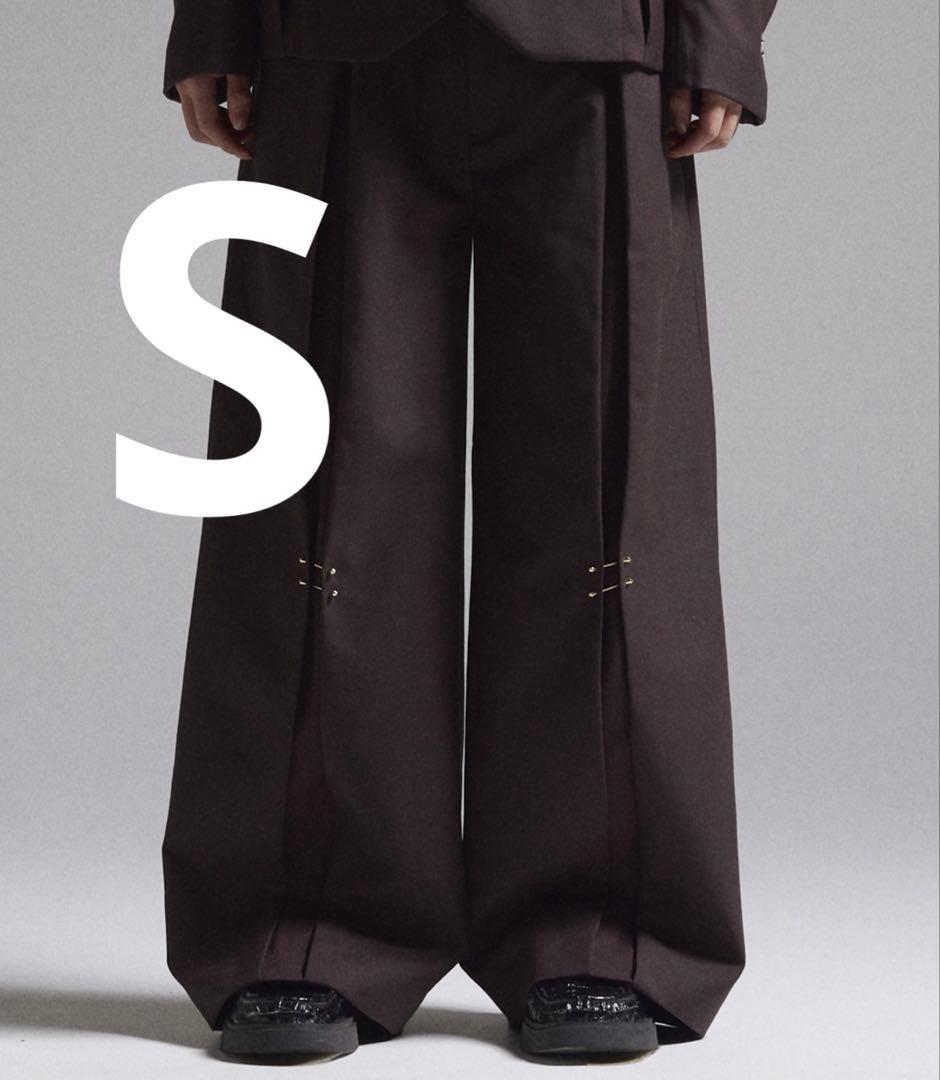 GRANCY Pierced Tuck Slacks (ブラウン S)