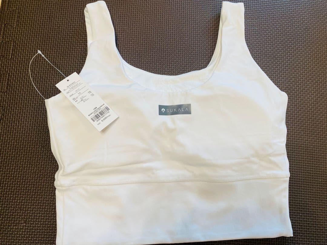 新品タグつき　【SUKALA】プレミアムフィットスクープドネックブラトップ　LL