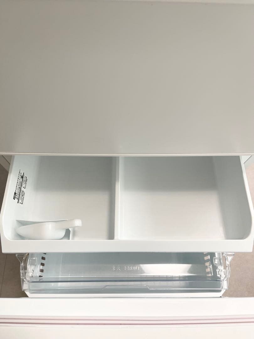 【美品】23年製　TOSHIBA 東芝　冷凍冷蔵庫　326ℓ GR-U33SC