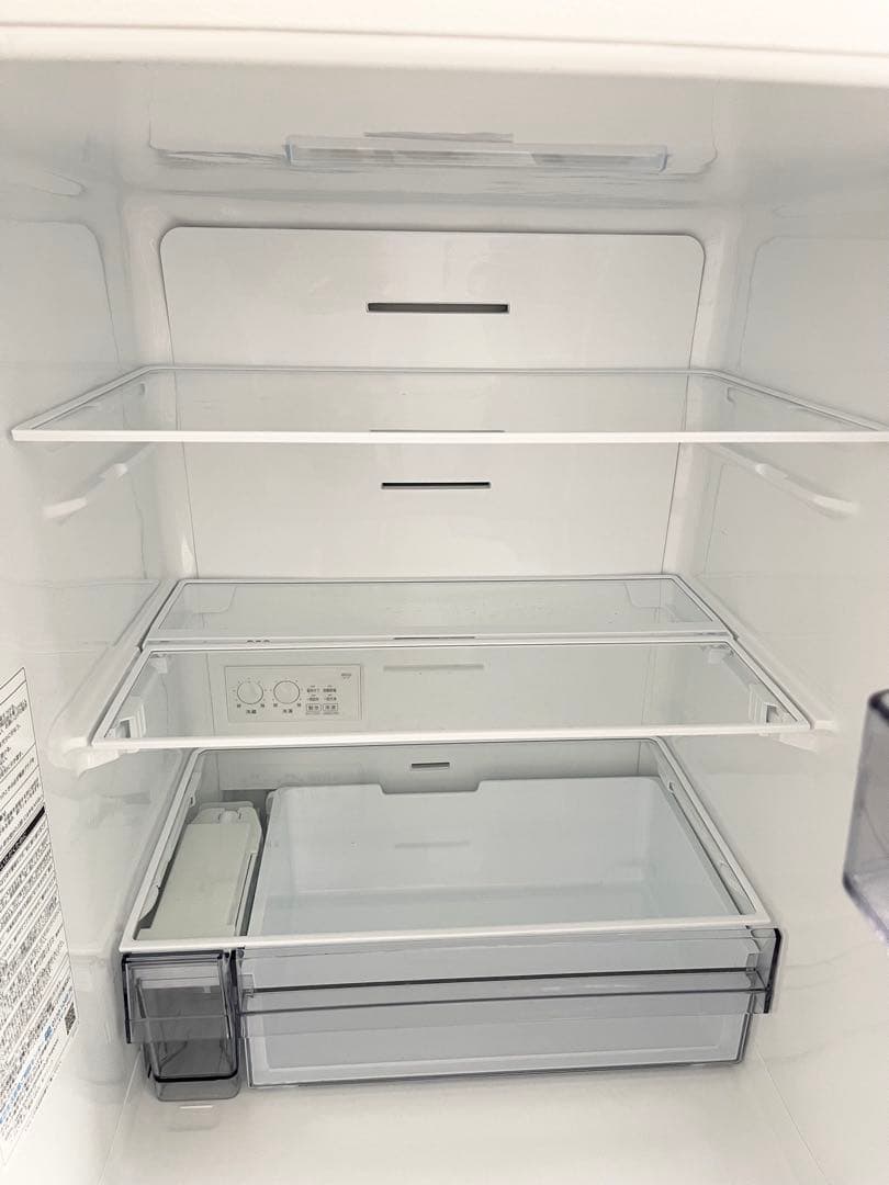 【美品】23年製　TOSHIBA 東芝　冷凍冷蔵庫　326ℓ GR-U33SC