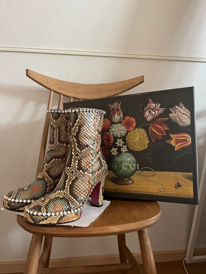 ☆虎馬☆　GUCCI パイソンブーツ　美品