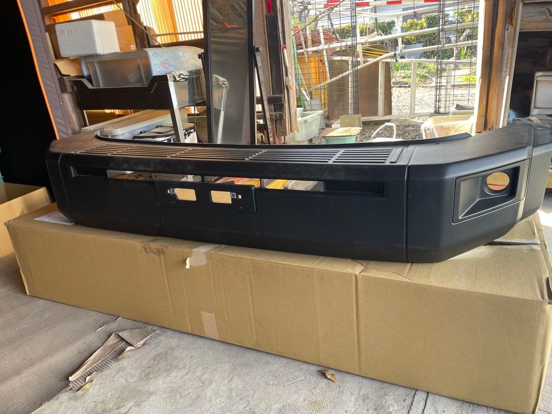 ランドクルーザー70 新車外しバンパー　gdj76 再再販70