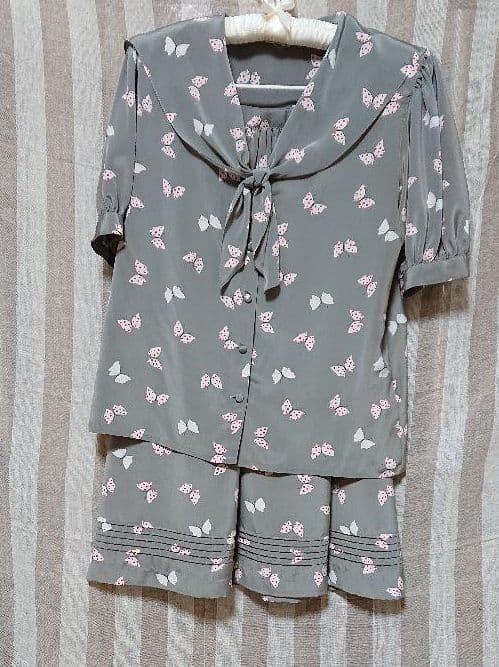 ハナエモリ ブラウス+スカート ブラウススーツ ９号