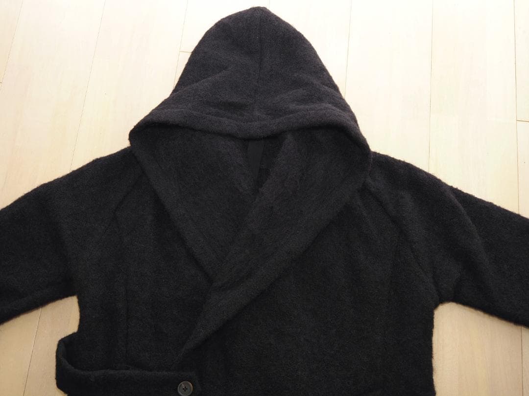 forme d'expression フーデッドニットコートM