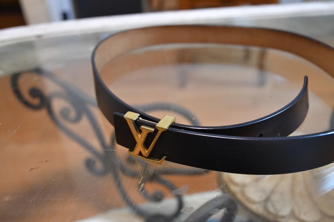 Louis Vuitton ブラックレザーベルト