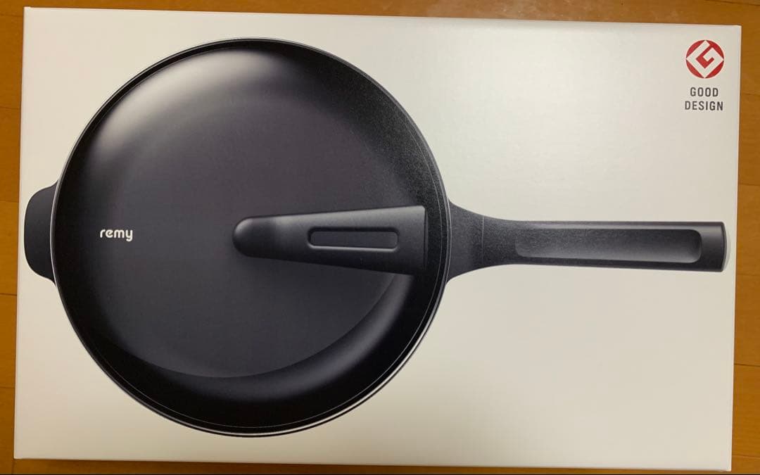 remy pan + レッド　フライパン24ｃｍ 蓋付き　新品未使用