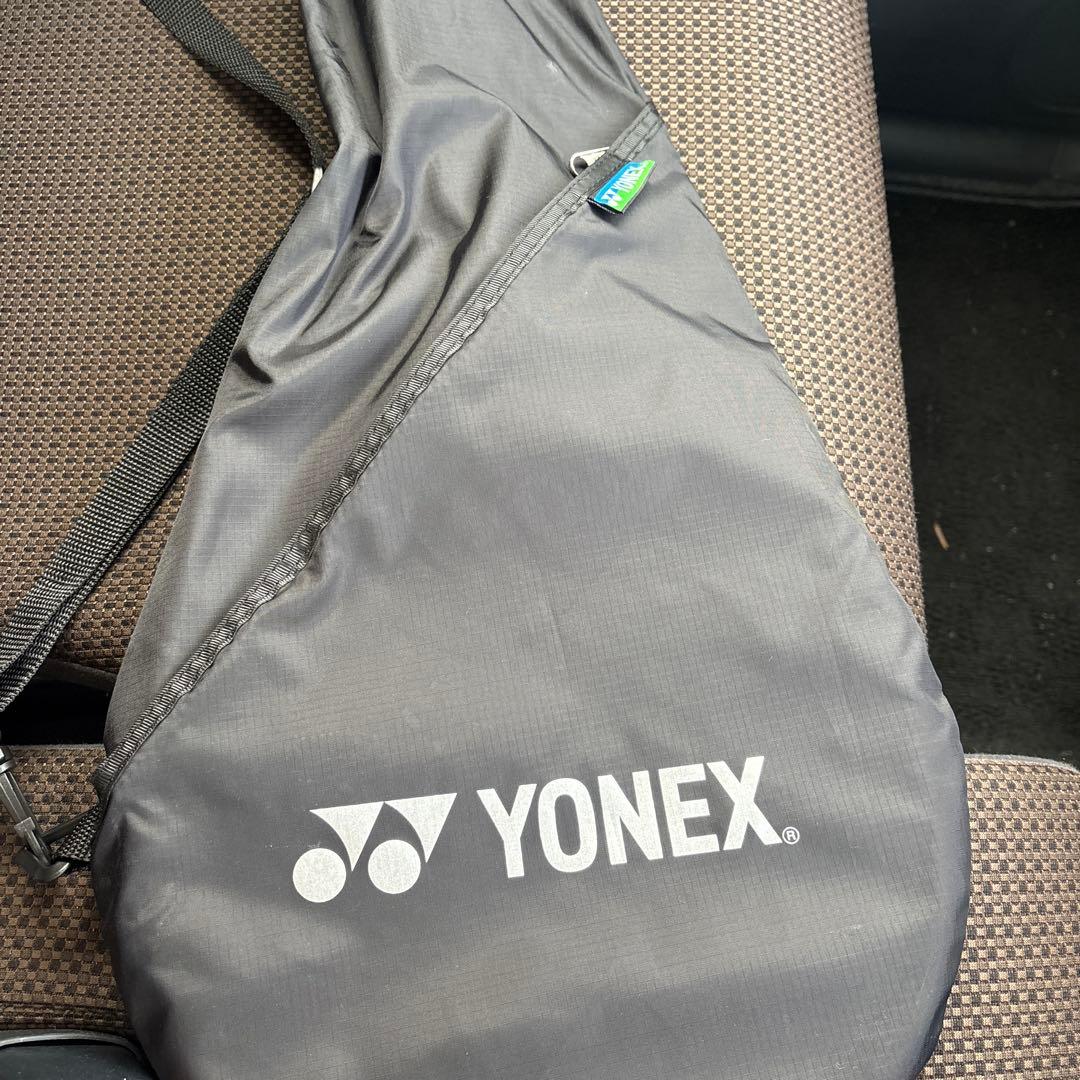 YONEX ジオブレイク 80Gテニスラケットとケース