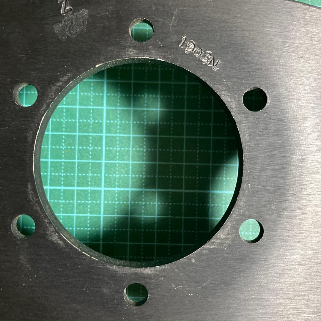 momo スポーツステアリング 黒 6穴