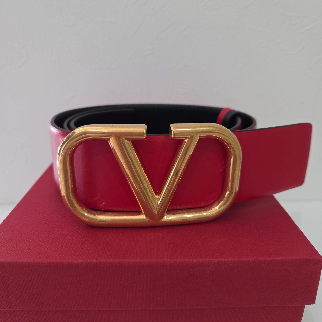 美品 Valentino レッドレザーベルト ゴールドバックル