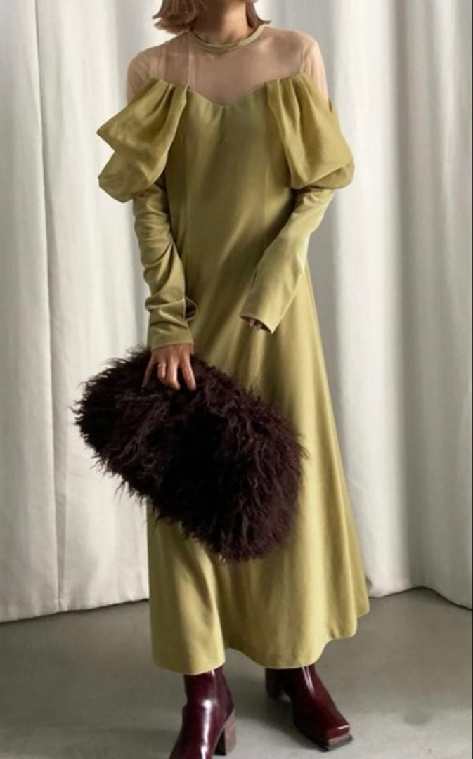 【最終値下げ・即購入可】ameri UNDVELOUROFF SHOULDERD