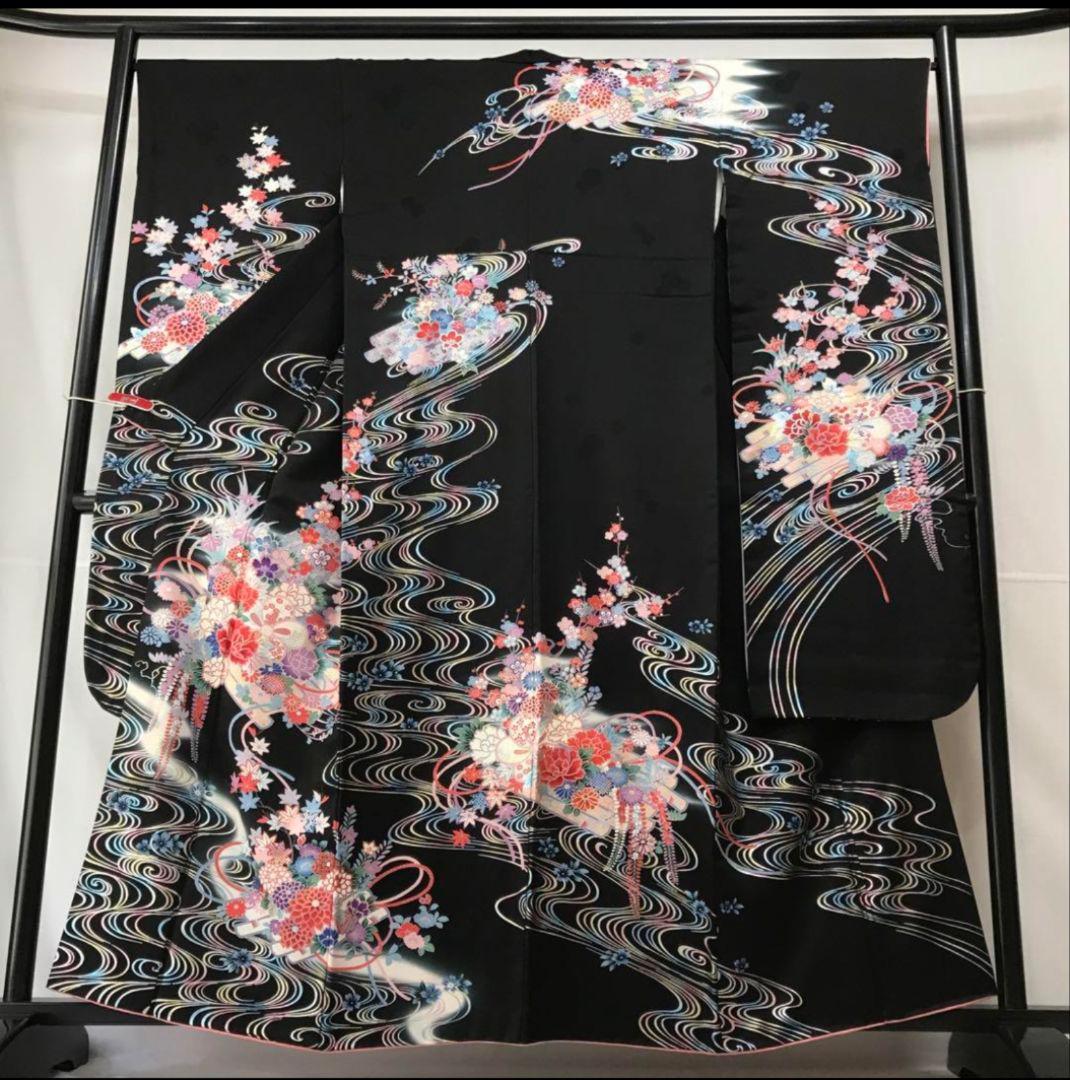 振り袖、黒　　牡丹、藤　着丈152.5 裄67
