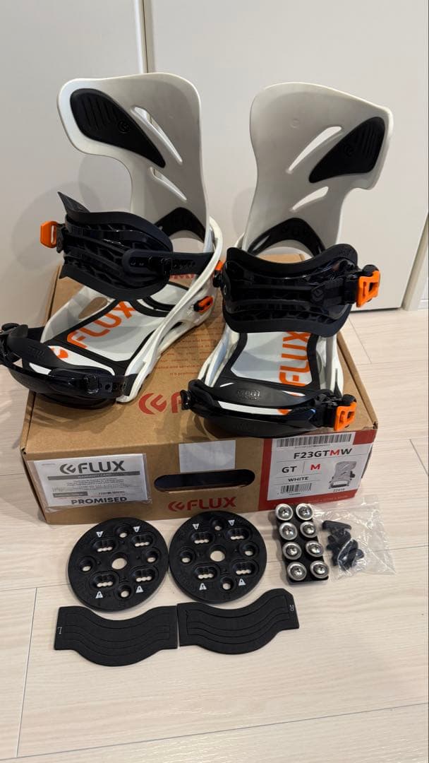 【ほぼ新品】FLUX GT M サイズ スノーボードビンディング